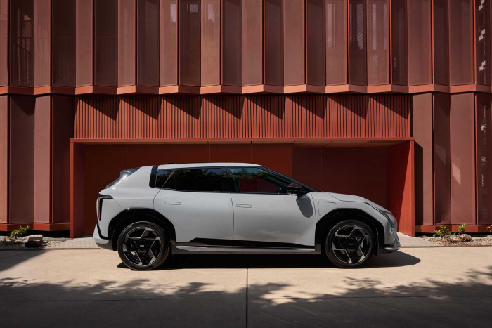 Der Kia EV4 in der Version des Modelljahres 2027 (Bild: Kia)